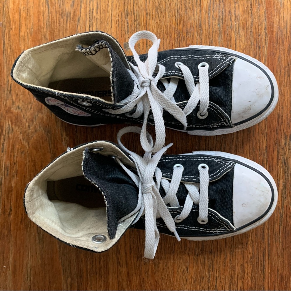Converse Kids Size 13.5 GUC